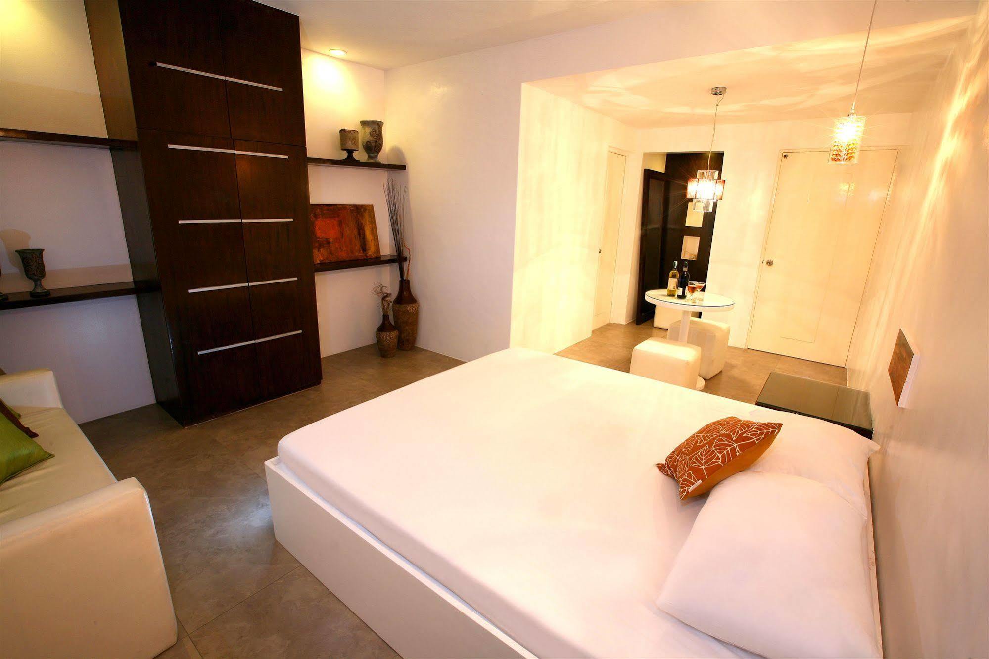 Victoria Court San Fernando Motel Bagian luar foto