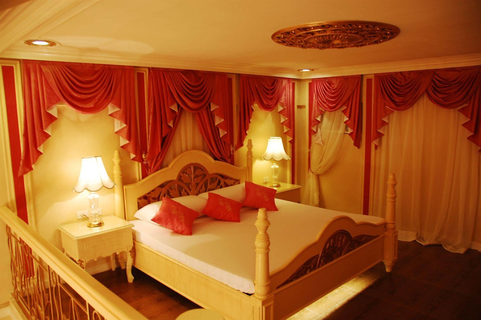 Victoria Court San Fernando Motel Bagian luar foto