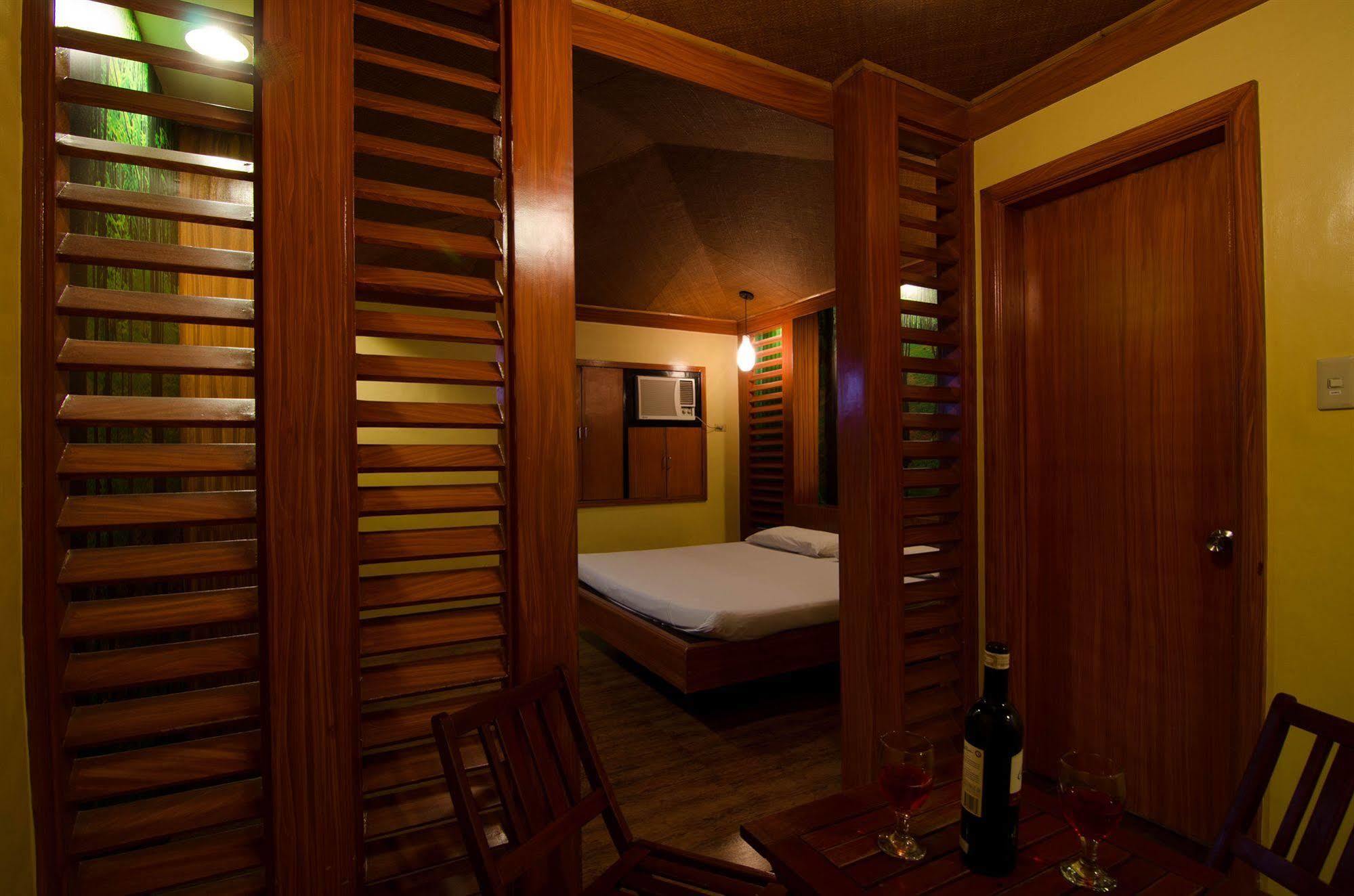 Victoria Court San Fernando Motel Bagian luar foto